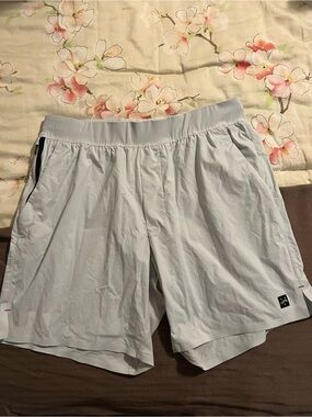 Sun Day Red SDR Men’s Golf Performance Shorts Gray 34W Stretch Tiger Woods